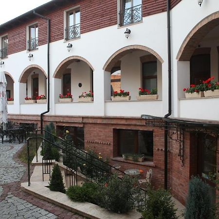 La Maison De Caroline Alba Iulia Exterior photo