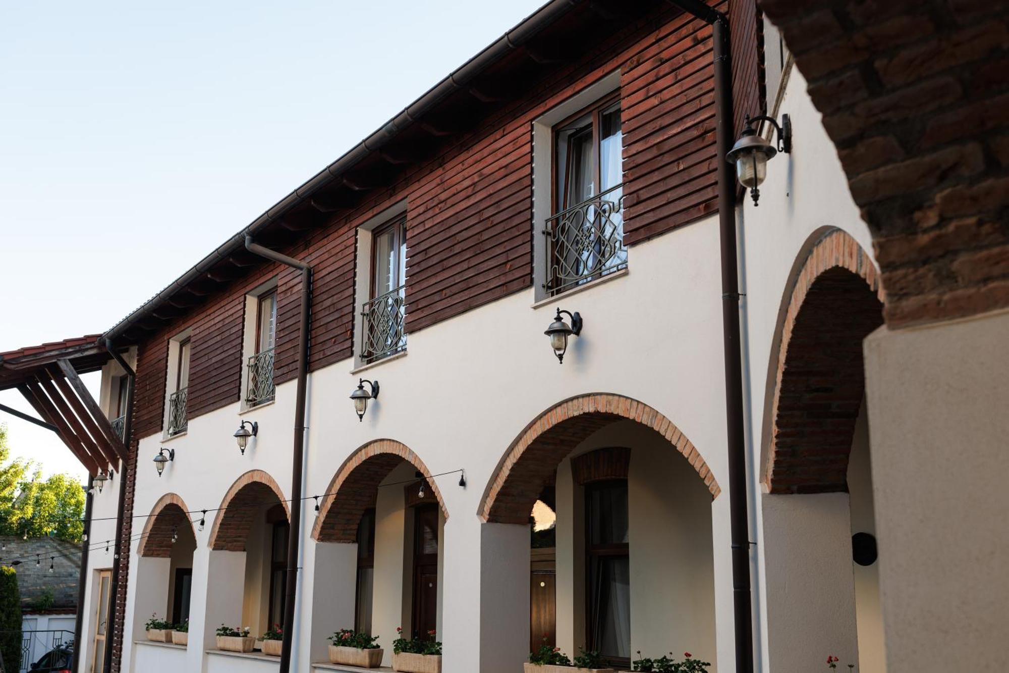 La Maison De Caroline Alba Iulia Exterior photo